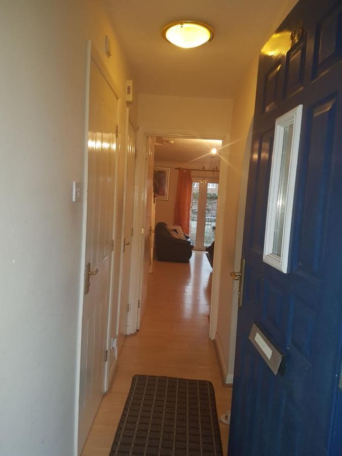 Ensuite Room Near Canal Southall Exterior photo
