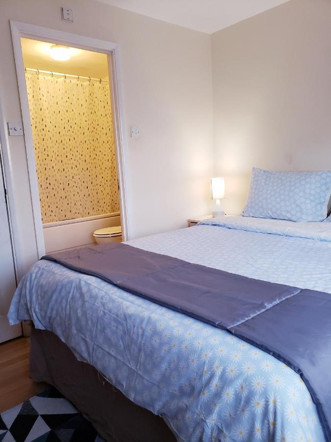 Ensuite Room Near Canal Southall Exterior photo
